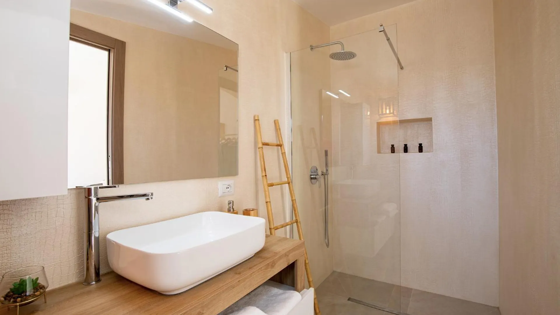 Villa Maju Tertenìa